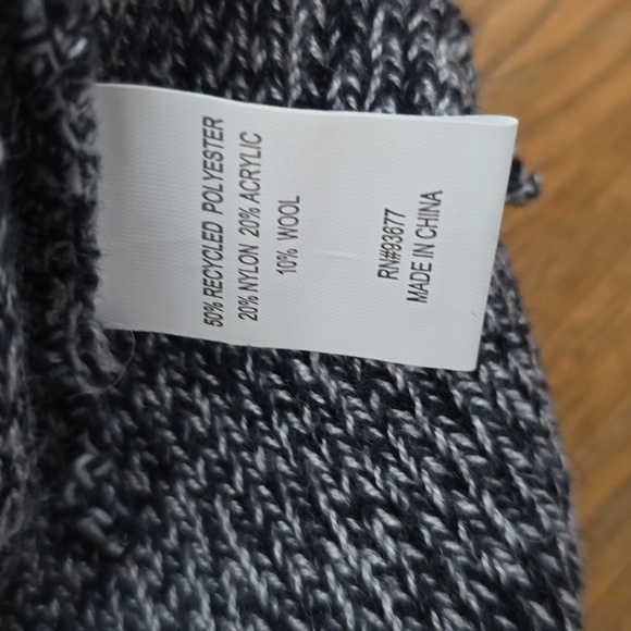 ST. JOHN'S BAY MENS HEATHER GRAY WINTER HAT ONE SIZE FITS MOST - Picture 3 of 10